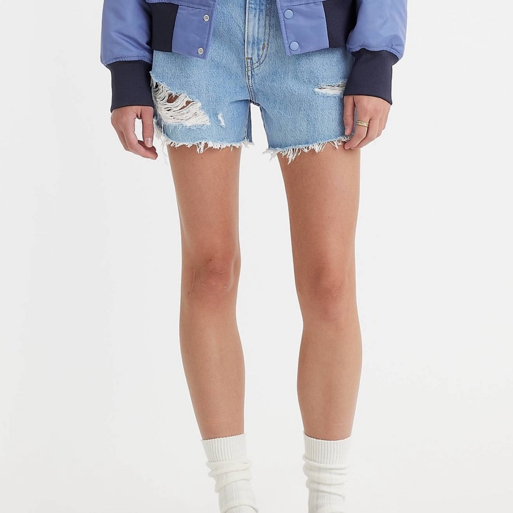 Vintage High waisted mom shorts.